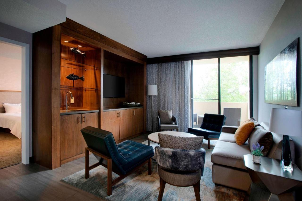 Greensboro-High Point Marriott Airport Экстерьер фото