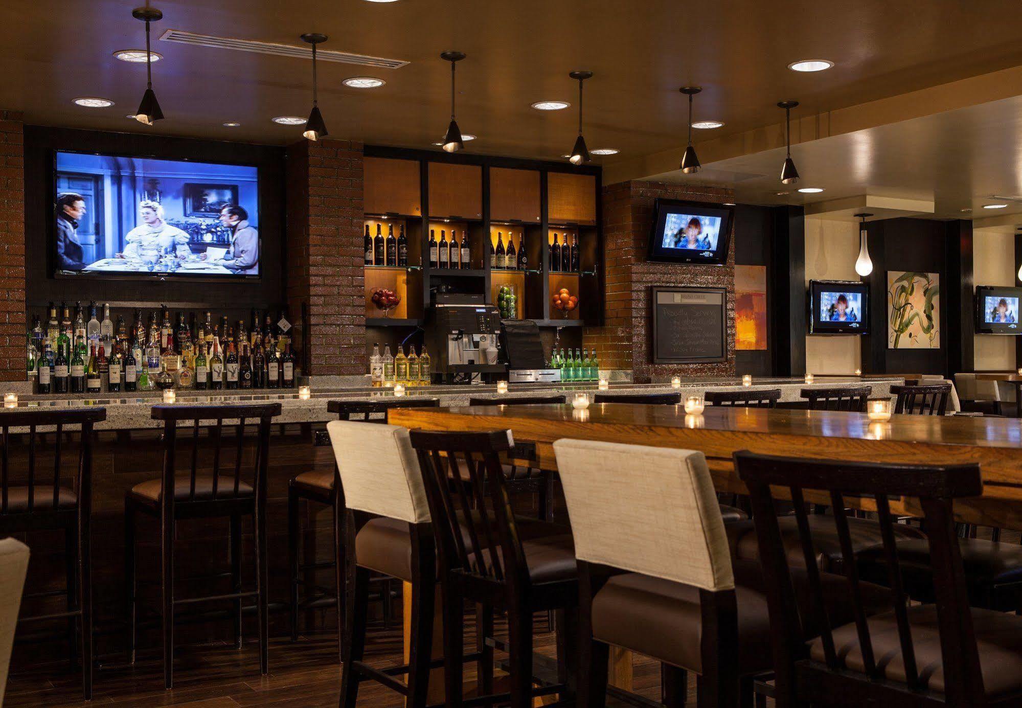Greensboro-High Point Marriott Airport Экстерьер фото